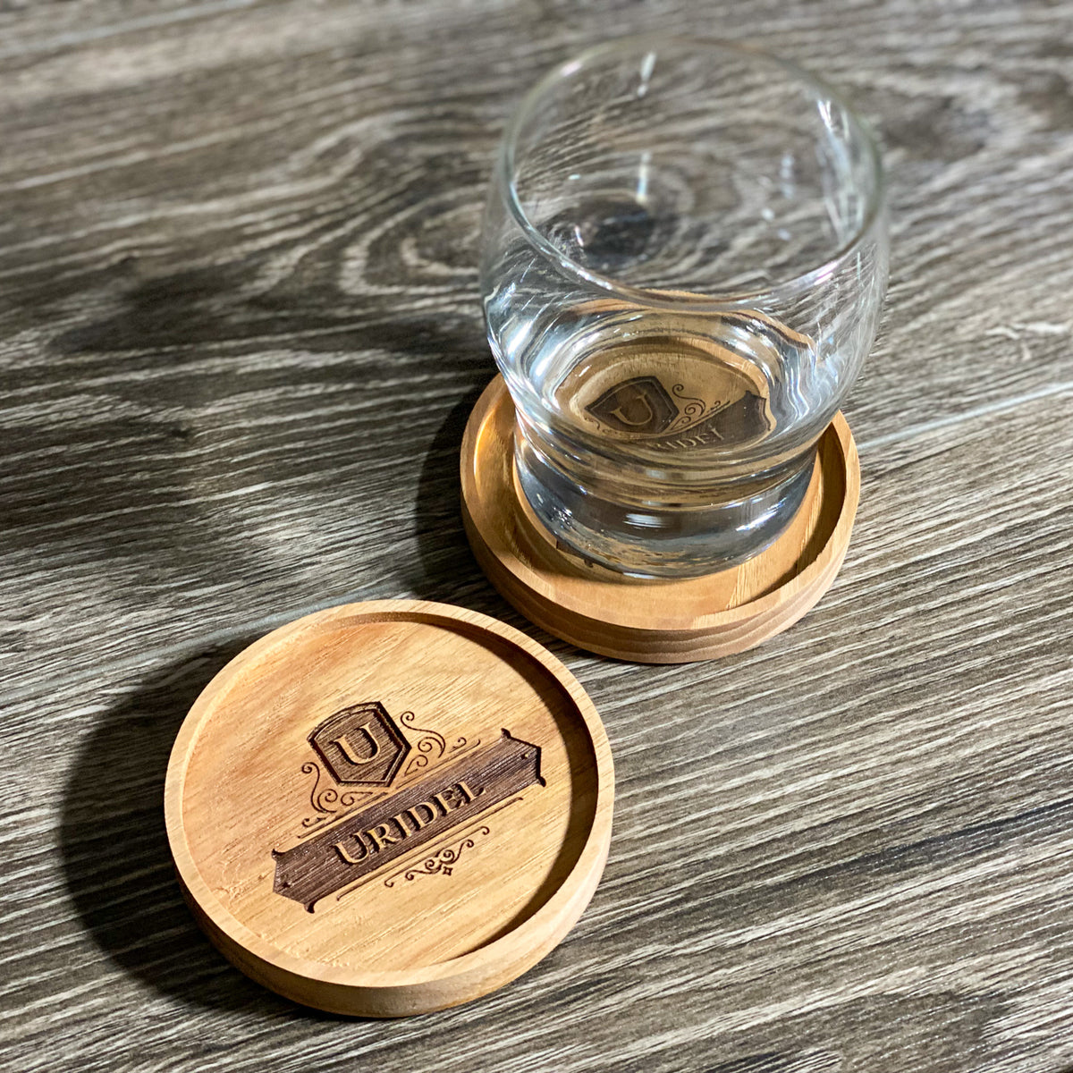 Lattice Whiskey Glass with Wood Coaster